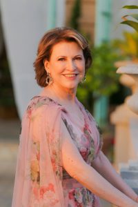 Néia MPB apresenta show especial de Dia das Mães no Serra Gaúcha