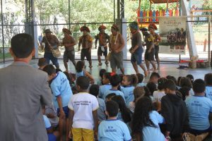 Projeto leva indígenas às escolas do DF e entorno