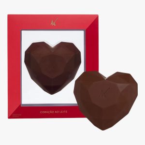 Campanha de Dia dos Namorados do Conjunto Nacional presenteia clientes com chocolate Kopenhagen
