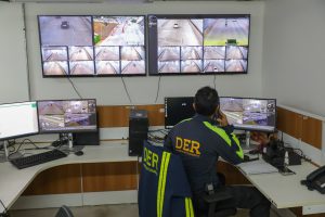 Câmeras 24 horas reforçam segurança no trânsito do Túnel Rei Pelé