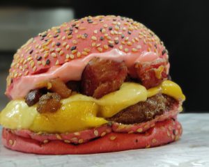 Barbie Burger do Padilha desembarca na Capital Federal