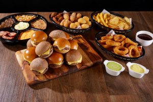 Dia do Amigo: restaurantes de Brasília trazem opções para celebrar a data