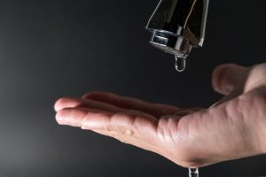 Seja consciente ao usar a água no período de estiagem