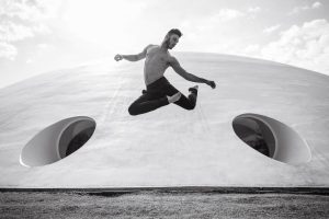 Exposição Corpo em Movimento no Centro de Dança