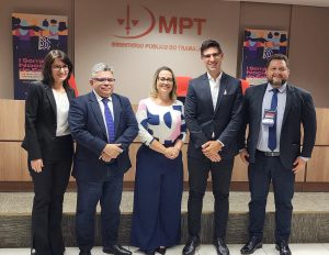 CIEE participa de seminário em comemoração aos 15 anos da Lei de Estágio