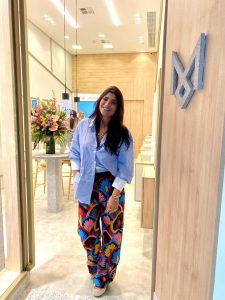 Maria Dolores chega a Brasília em unidade no Park Shopping