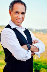 Conjunto Nacional recebe Alexandre Radá no último domingo de setembro