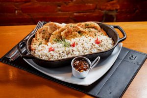 Dom Manju atualiza menu com novos pratos e rodízio de frutos do mar