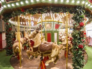 Pátio Brasil resgata o Natal tradicional com Fazenda de Renas do Papai Noel