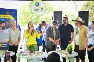 Dezembro é aberto com plantio de 10 mil mudas nativas do Cerrado
