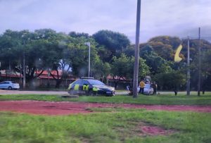 Carro com 466 flagrantes de infrações e R$ 88 mil em multas é apreendido