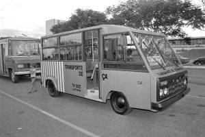 #TBT: Deu zebra! Relembre o nostálgico transporte público do Plano Piloto