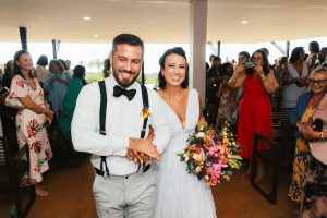 Empresários Fred e Andiara Barros celebram enlace aos olhos do Lago Paranoá da Capital Federal