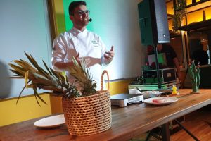 Aula-show do Chef Guga Rocha encanta os amantes da gastronomia