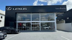 Lexus abre nova loja em Brasília