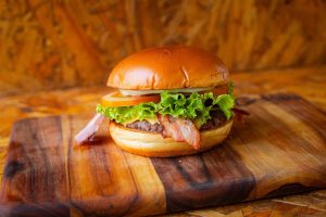 Geléia Burger celebra aniversário de Águas Claras com oferta especial