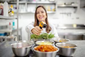 Guia prático: como identificar a qualidade dos alimentos e armazená-los corretamente em casa