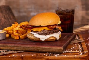 Conheça os deliciosos sanduíches do Mandaka