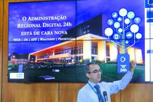 Administradores regionais conhecem nova plataforma de atendimento ao cidadão