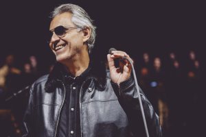 Timbres de amor Boulevard Shopping com Andrea Bocelli para o Dia das Mães