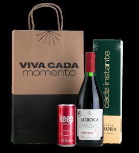 Campanha do Dia dos Namorados do Conjunto Nacional sorteia quatro kits de smartphone e smartwatch para o casal