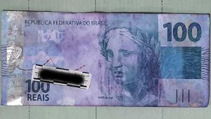Tecnologia da PCDF revela impressão digital até em nota de dinheiro