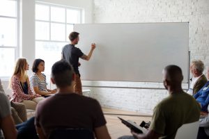 Faculdade em Brasília promove 24 cursos de férias gratuitos