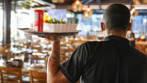 ‘A Funap mudou a minha vida’, conta reeducando empregado em restaurante do DF