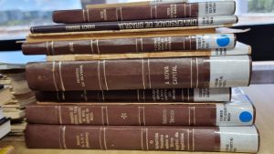 Biblioteca Nacional expõe livros raros sobre Brasília