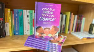 Publicitário Lucas Jansen lança livro sobre a abordagem LGBTI+ na publicidade