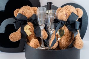 Remembear une amor e solidariedade em coleção de Dia dos Namorados que beneficia os desfavorecidos