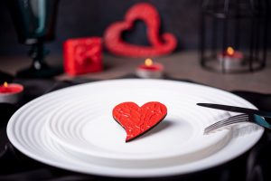 Iguatemi Brasília conta com diversas opções de presentes e experiências gastronômicas inesquecíveis para celebrar o Dia dos Namorados