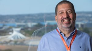Apagão global cibernético causa riscos graves para empresas e cidadãos, alerta especialista em cibersegurança