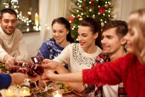 Antes, Durante e Depois das Confraternizações: Dicas para Manter a Saúde nas Festas de Fim de Ano