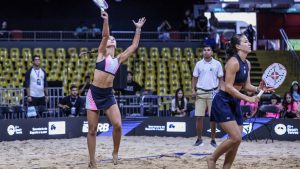 Brasileiros se classificam para as semifinais do ITF Beach Tennis Finals em Brasília