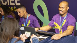 Comece o ano trabalhando: CIEE projeta mais de 68 mil vagas de estágio e aprendizagem até fevereiro