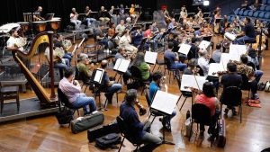 Com restauro da Sala Martins Pena, Orquestra Sinfônica do Teatro Nacional volta à casa