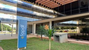 FAPDF fecha parceria para aplicativo sobre cuidados da saúde do idoso no DF