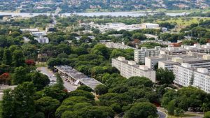 Sancionada lei que veda diferenciação de elevadores no DF