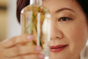 7 dicas para acertar na escolha do perfume ao presentear neste Natal