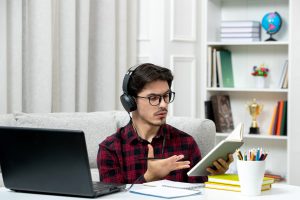 Rede de capacitação promove aulas online para aprimorar trabalho realizado por organizações do terceiro setor