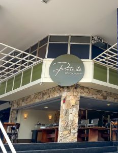 Praticitá inaugura segunda unidade na Asa Norte com buffet atraente e adega de vinhos