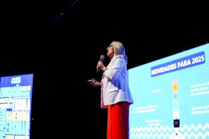 Semana Pedagógica 2025: Instituto Blue Educação inicia ano letivo com palestras, premiações e workshops