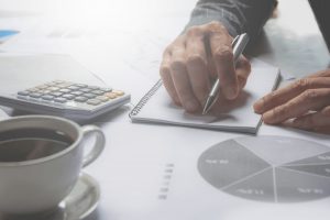 Fenaprevi: oito em cada dez brasileiros se preocupa com futuro, mas a maioria tem dificuldades no planejamento financeiro