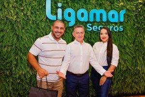 Empresário Manoel Alexandre celebra aniversário em noite de confraternização entre amigos e parceiros