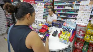 Setores de comércio e serviços do DF superam expectativa e ficam acima da média nacional