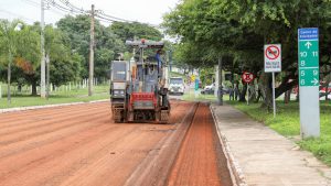 Obra de recapeamento de asfalto no Lago Norte chega à etapa final