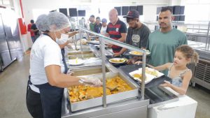 GDF vai ampliar refeições para todos os restaurantes comunitários em 2025