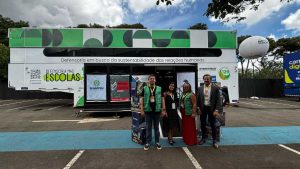 Unidade móvel de atendimento jurídico itinerante marca presença no Encontro de Novos Prefeitos e Prefeitas