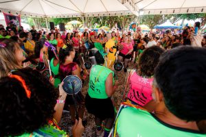 Brasilienses de todas as idades caíram na folia no pré-carnaval do DF Folia 2025